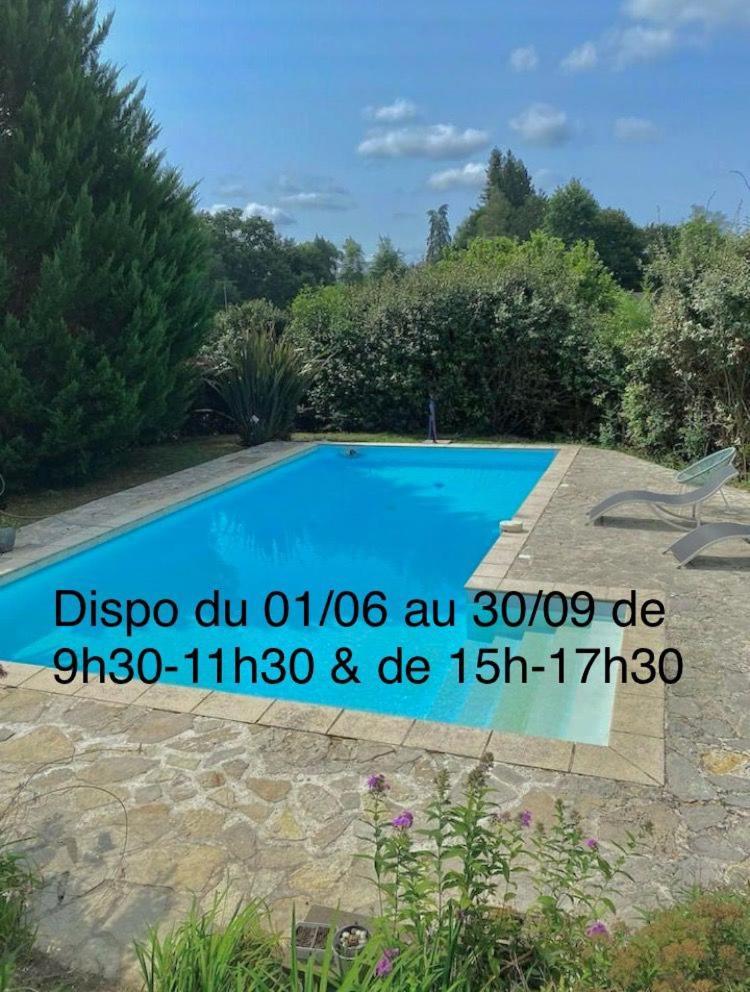Agréable petit gîte avec piscine Salies-de-Béarn Exterior foto